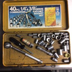40-pc Combination 1/4” + 3/8” Drive Ratchet Socket Set ( Inch+metric Sizes)