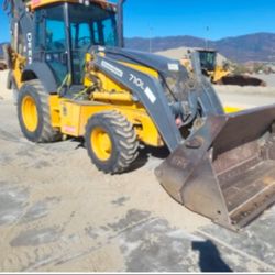 John Deere 710L Backhoe 