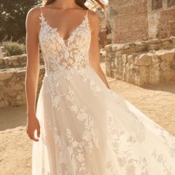 Maggie Sottero Wedding Dress