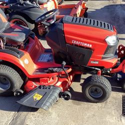 Craftman T2400 Riding Lawnmower