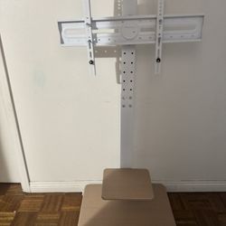 TV Stand with wheels - can hold 65inch tv