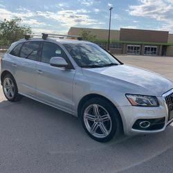 2011 Audi Q5 Sport 