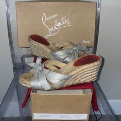 Christian Louboutin Tiburon 617 silver 70, size 37, wedge sandals,removable bow