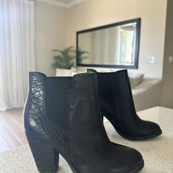 Aldo Black Boots 