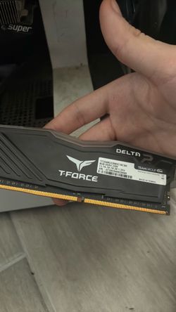 Tforce ddr4 2 8 gig ram sticks (16 gigs)