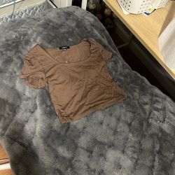 brown crop top 