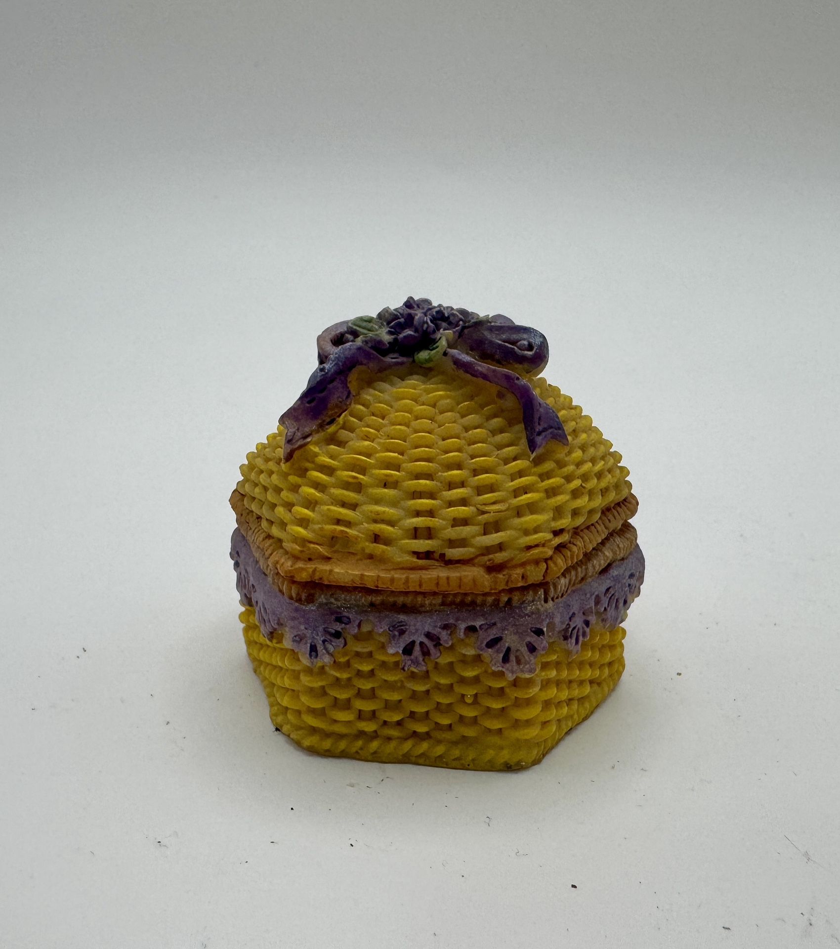 Resin Wicker Basket with Purple Flowers Woven Trinket/Pill Box