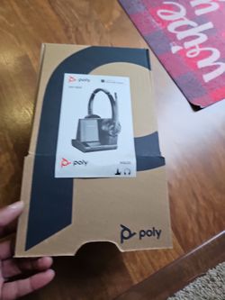 Plantronics - Savi 8220 Office Wireless DECT Headset (Poly)