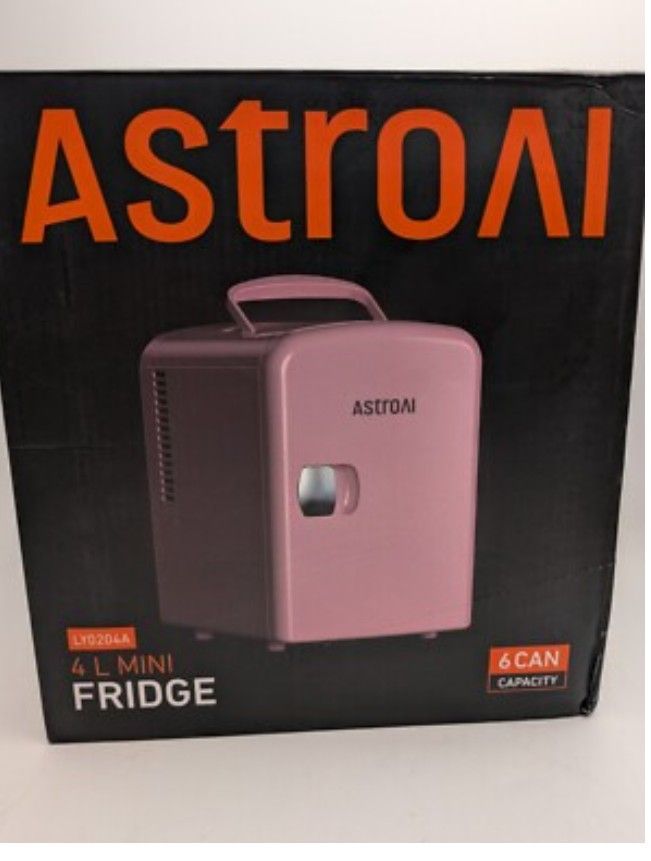 AstroAI Portable Mini Fridge 4L/6 Can Cooler i
