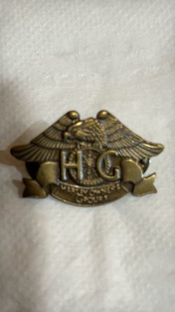 Vintage HARLEY DAVIDSON OWNERS GROUP HOG H.O.G. ROCKER PIN 1983