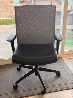 Computer/gamer chair