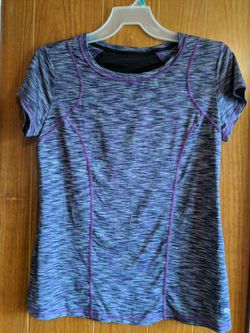 Xersion Work Out Shirt Size Large