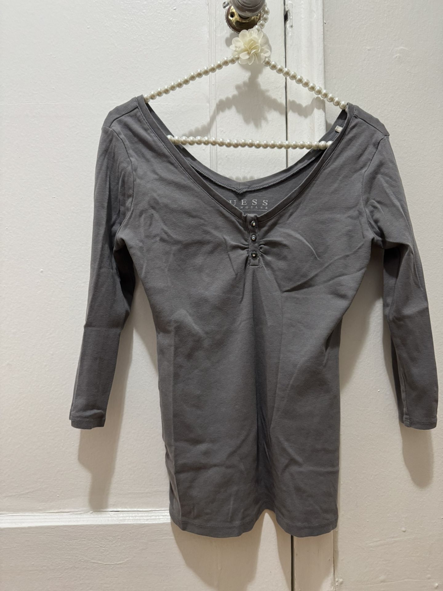 Guess size small grey long sleeve shirt v neck 3/4 sleeve 3 diamond rhinestones