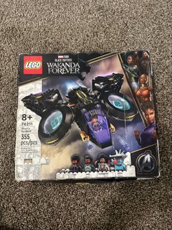 Black Panther LEGO Shuri’s Sunbird