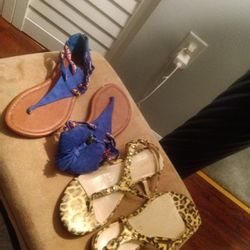 Size 6 Ladies Shoes $15 Each