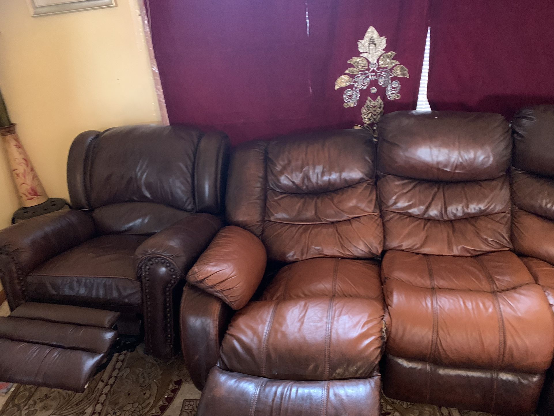 Leather Couch’s 