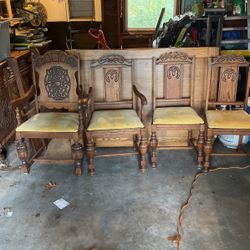 Older Dinning Room Table And Chairs 
