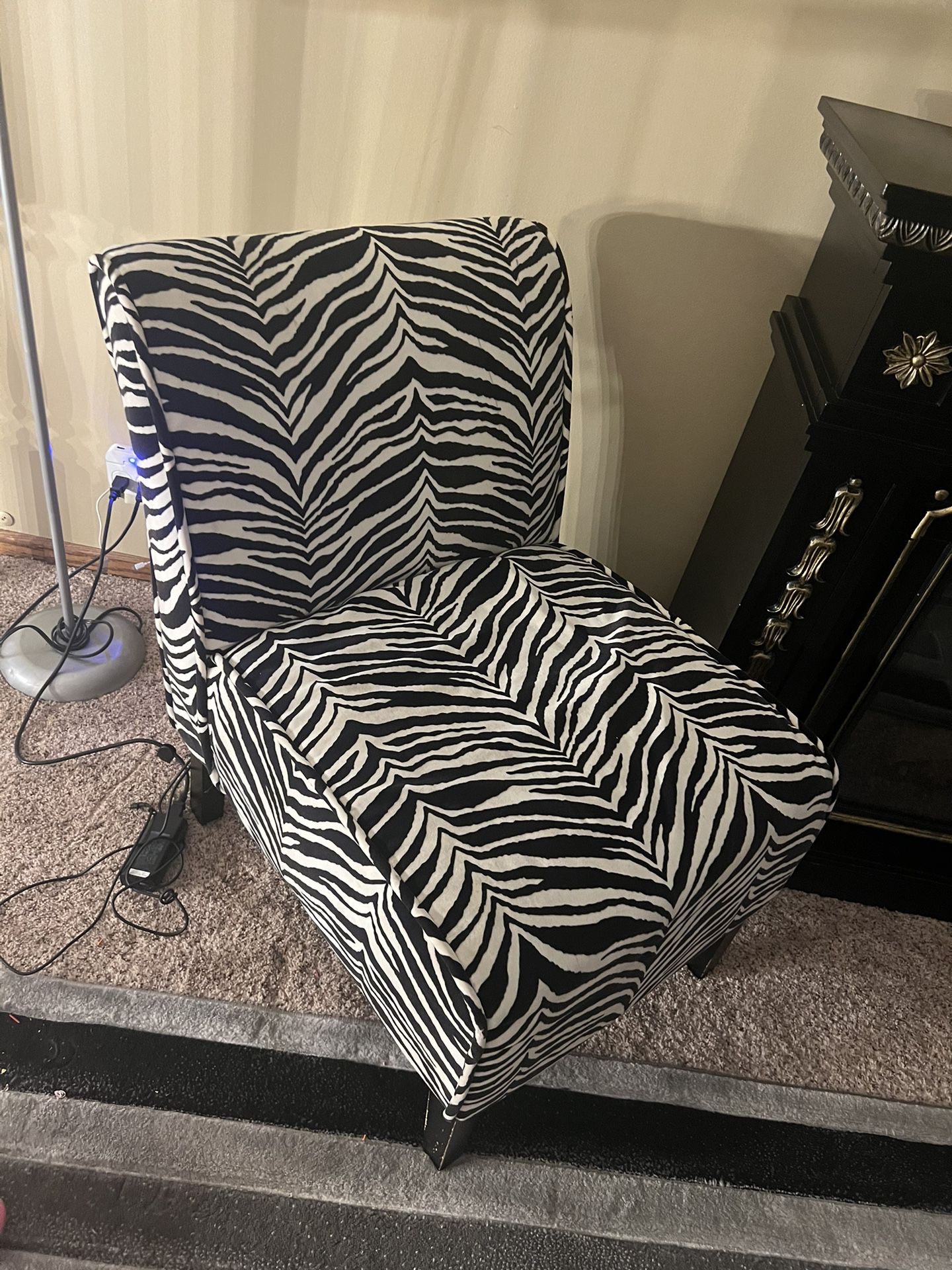 zebra Small Sofa  Total 2
