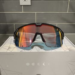 CHAMELO MUSIC SHIELD TINT-able