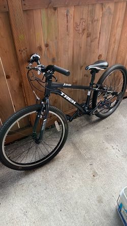 Trek Mountain Bike Black 24 “