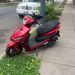 2021 amigo 150 Cc Scooter