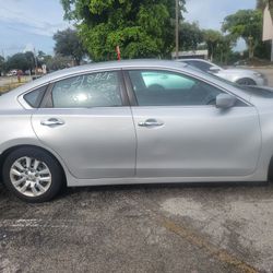 Nissan Altima 2016 Mileage 102 523