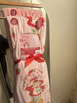 Strawberry shortcake Blanket 