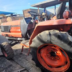 kubota 3010 tractor 2wd runs exc