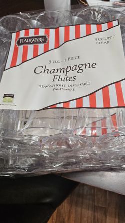 CHAMPAGNE FLUTES (40)