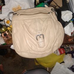 Tano Crossbody
