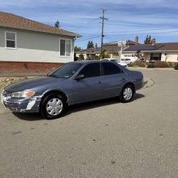 2000 Toyota Camry