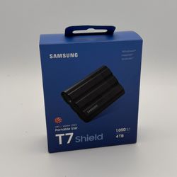 Samsung T7 Shield 4TB Portable SSD USB 3.2 Gen 2 