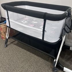 Baby Bassinet Bedside Sleeper