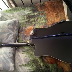 6 String Guitar 