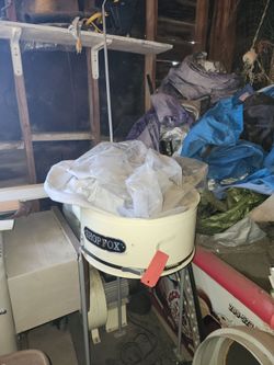 Foxx Shop Vac.