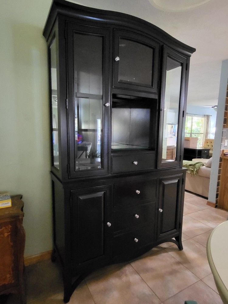 Elegant kitchen display cabinet - black