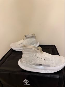 Size 11 - Under Armour Flow FUTR X Elite UAA - Castlerock (No Shoe Laces)