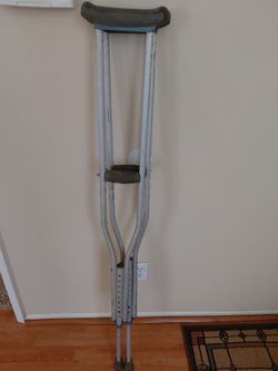 Free Crutches