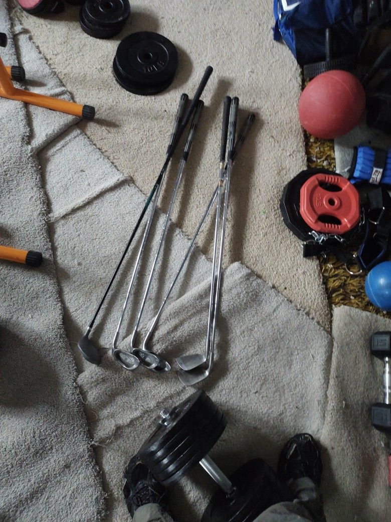 SX Golf Clubs Good Condition