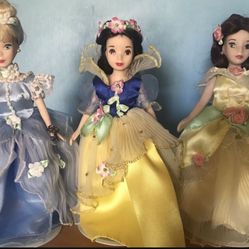 8” DISNEY CINDERELLA SNOW WHITE BELLE PORCELAIN BRASS KEY DISNEY DOLLS