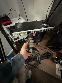Aphex channel preamp plus new pod mic xlr and desk arm