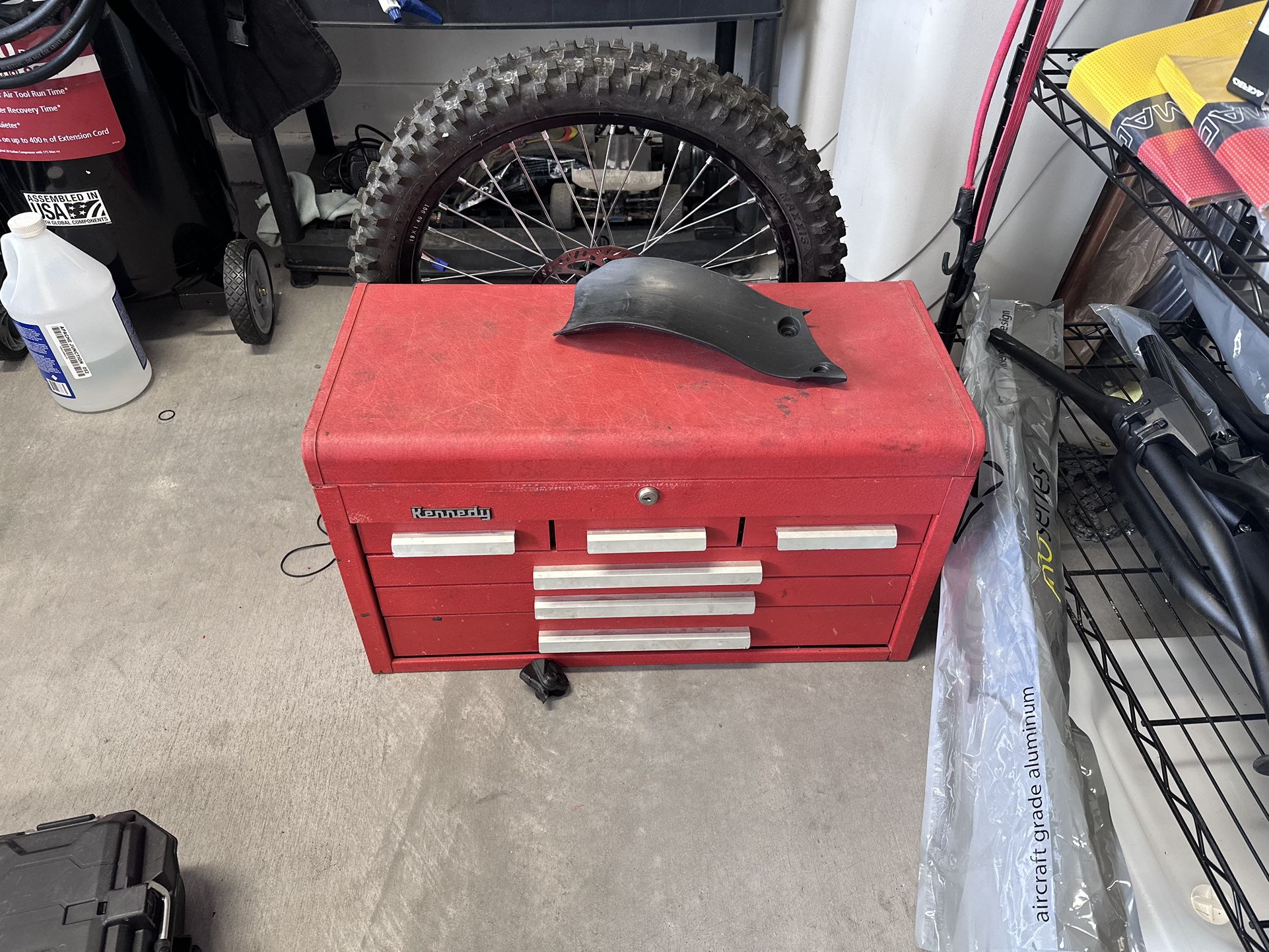 Kennedy 6 Drawer Tool Box