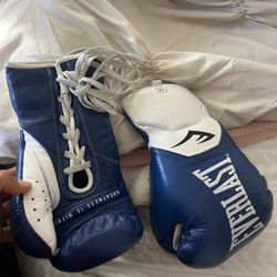 Boxing Gloves  8 Oz