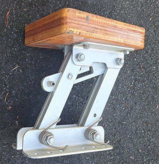Garelick Eez-in Trolling Motor Mount
