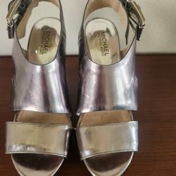 Michael Kors Reflective Silver Buckle High Heels Womens Size 8