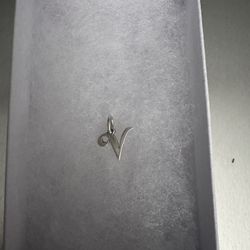 Silver Letter V Pendant