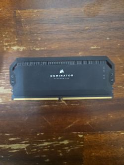 Corsair PC RAM 16GB Dominator Platinum RGB