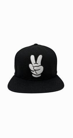Disney Parks Disneyland Mickey Mouse Peace Sign Baseball Hat Adult Black NEW
