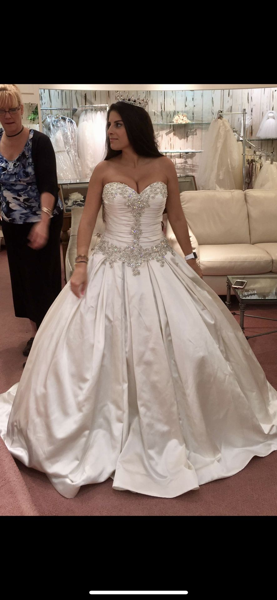 Allure 9003 Wedding Dress