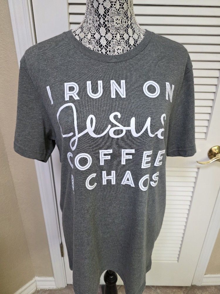 T SHIRT